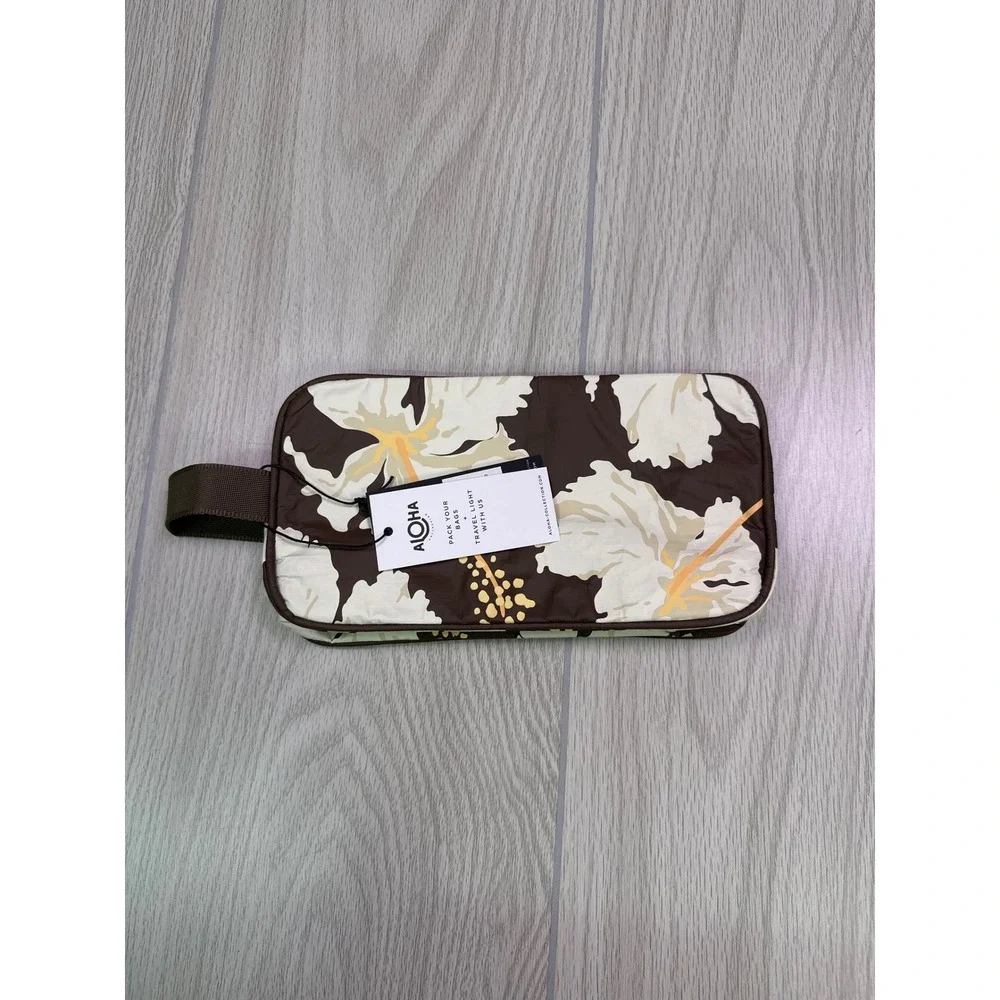 Aloha Collection Tahaa Dopp Kit Coconut Floral Splash-Proof Travel Bag